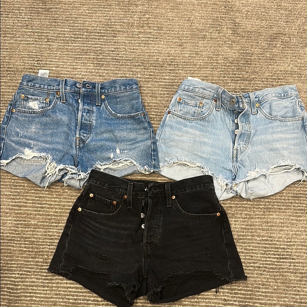 Preowned LEVIS premium 501 denim shorts size 26